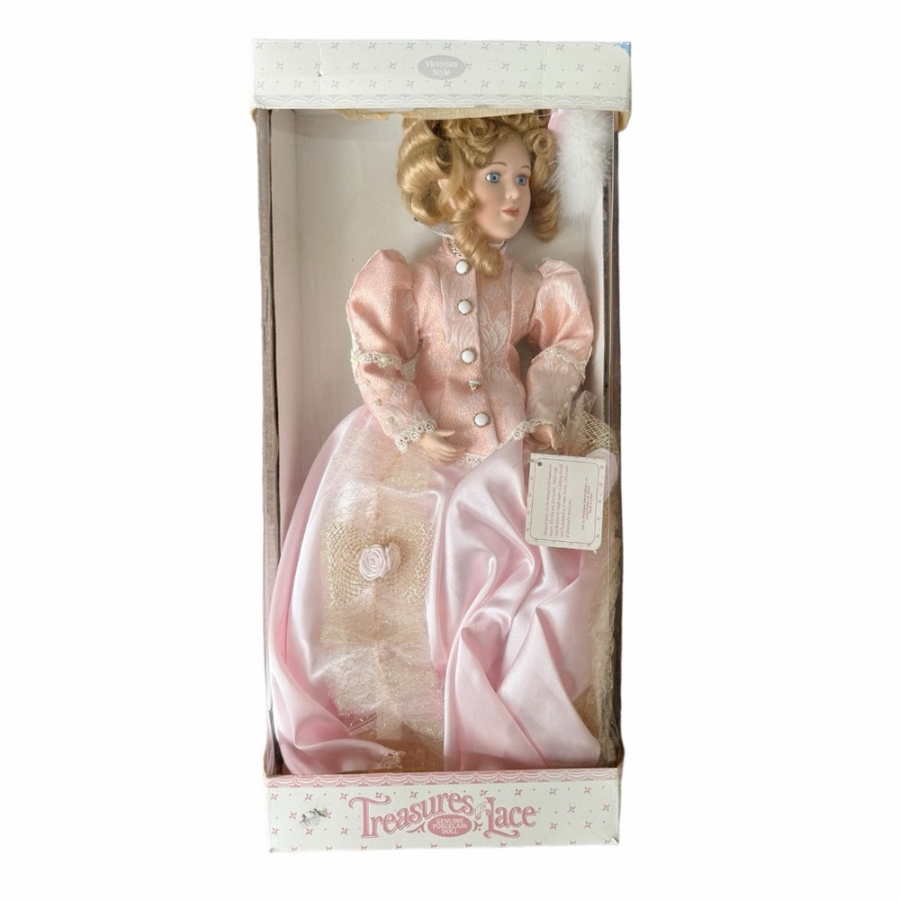 NEW Vintage Treasures in Lace Victorian Style Porcelain Doll